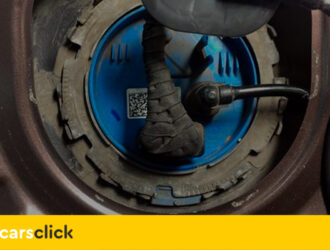 Замена топливного фильтра в автомобиле Шкода Октавия А7