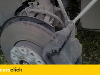 Замена тормозных колодок в автомобиле Шкода Октавия А7