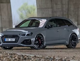 Audi RS4 Avant 2022: быстрый универсал, который может все