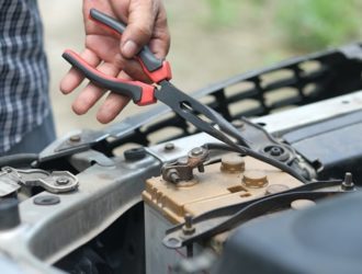 Как отключить аккумулятор в машине последовательность