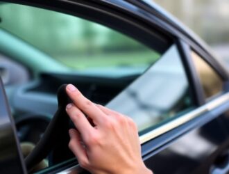 Тонировка стёкол: правила, штрафы, альтернативы